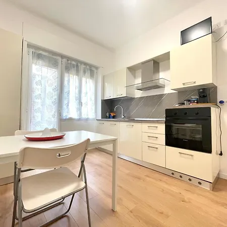 La Casa Di Mariposa Апартаменти Санремо