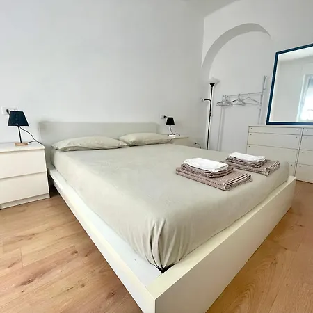 La Casa Di Mariposa Апартаменти